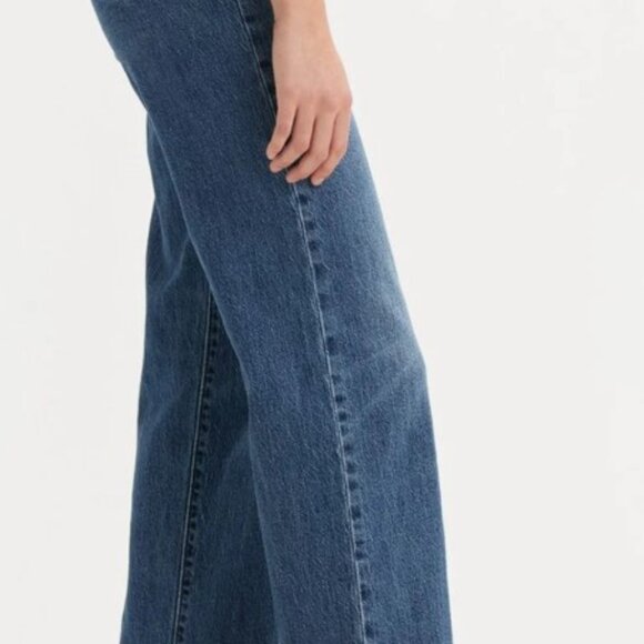 Levi's Jeans - Picture 9 of 14